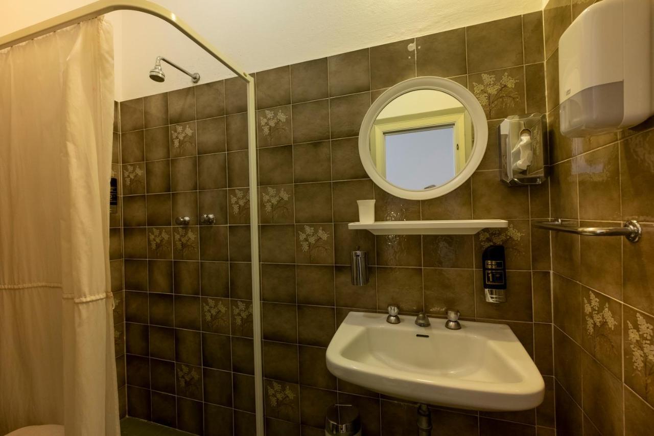 Hotel Giumer Ріміні Екстер'єр фото